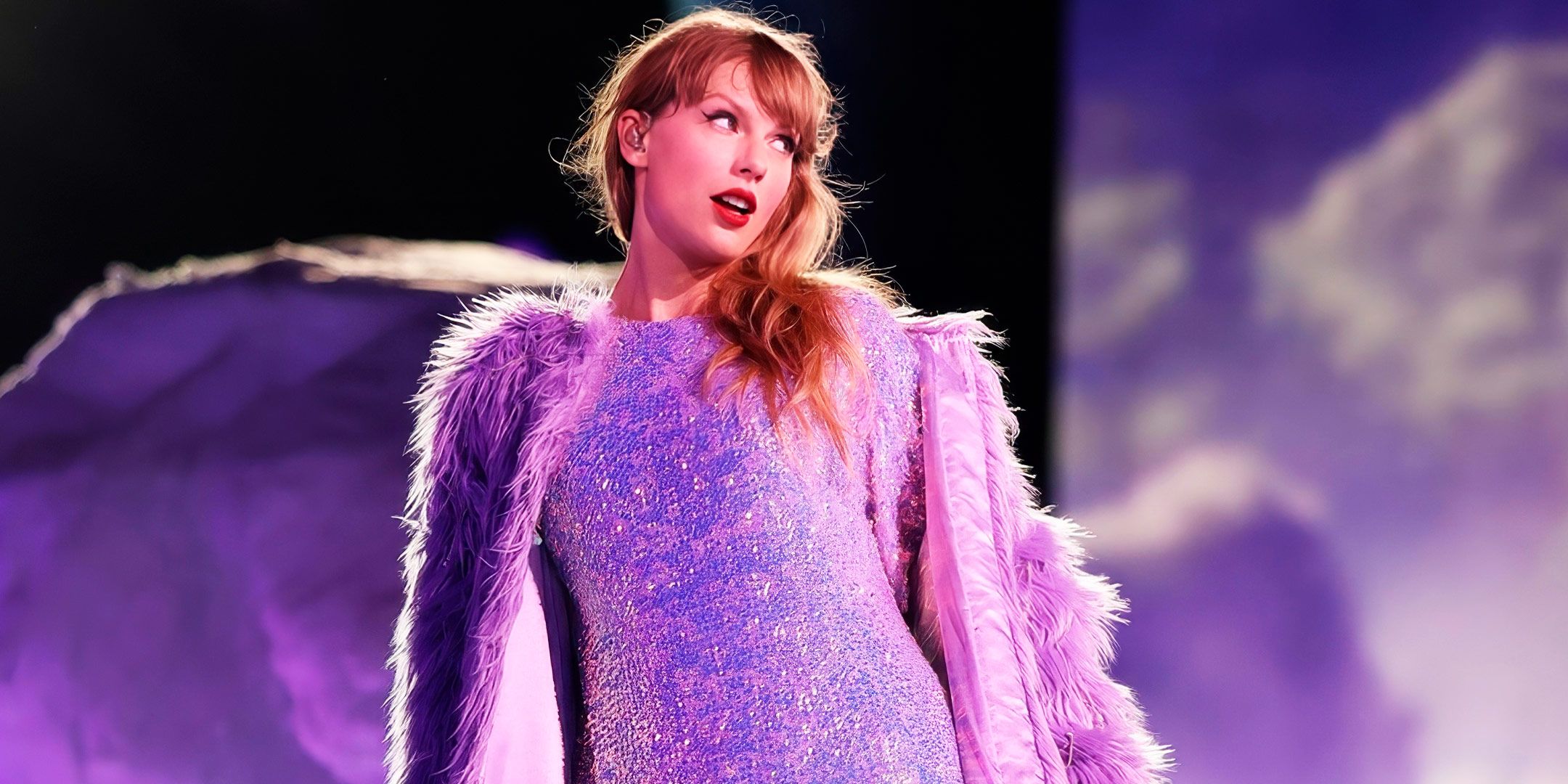 Taylor Swift strikes a pose while in concert