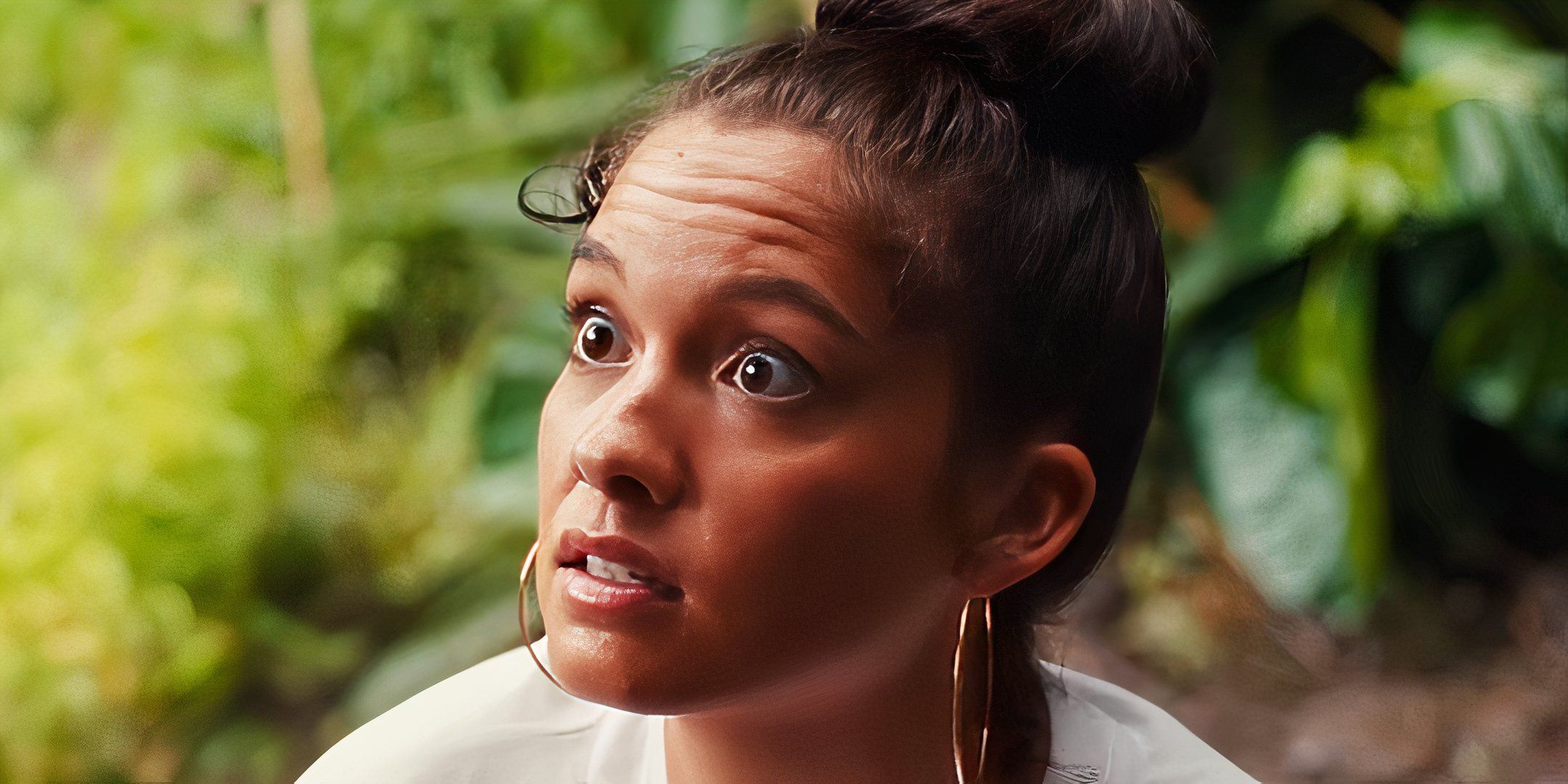 Sydney Agudong as Nani giving a stern look in Lilo & Sтιтch 2025