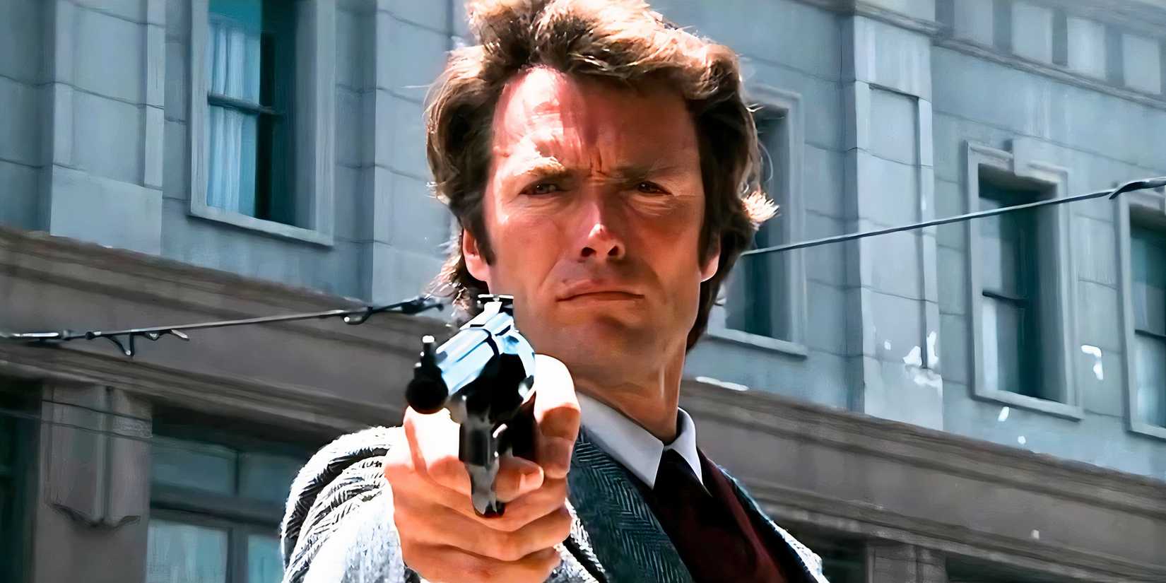 Clint Eastwood as Harry Callahan aiming his gun in Dirty Harry