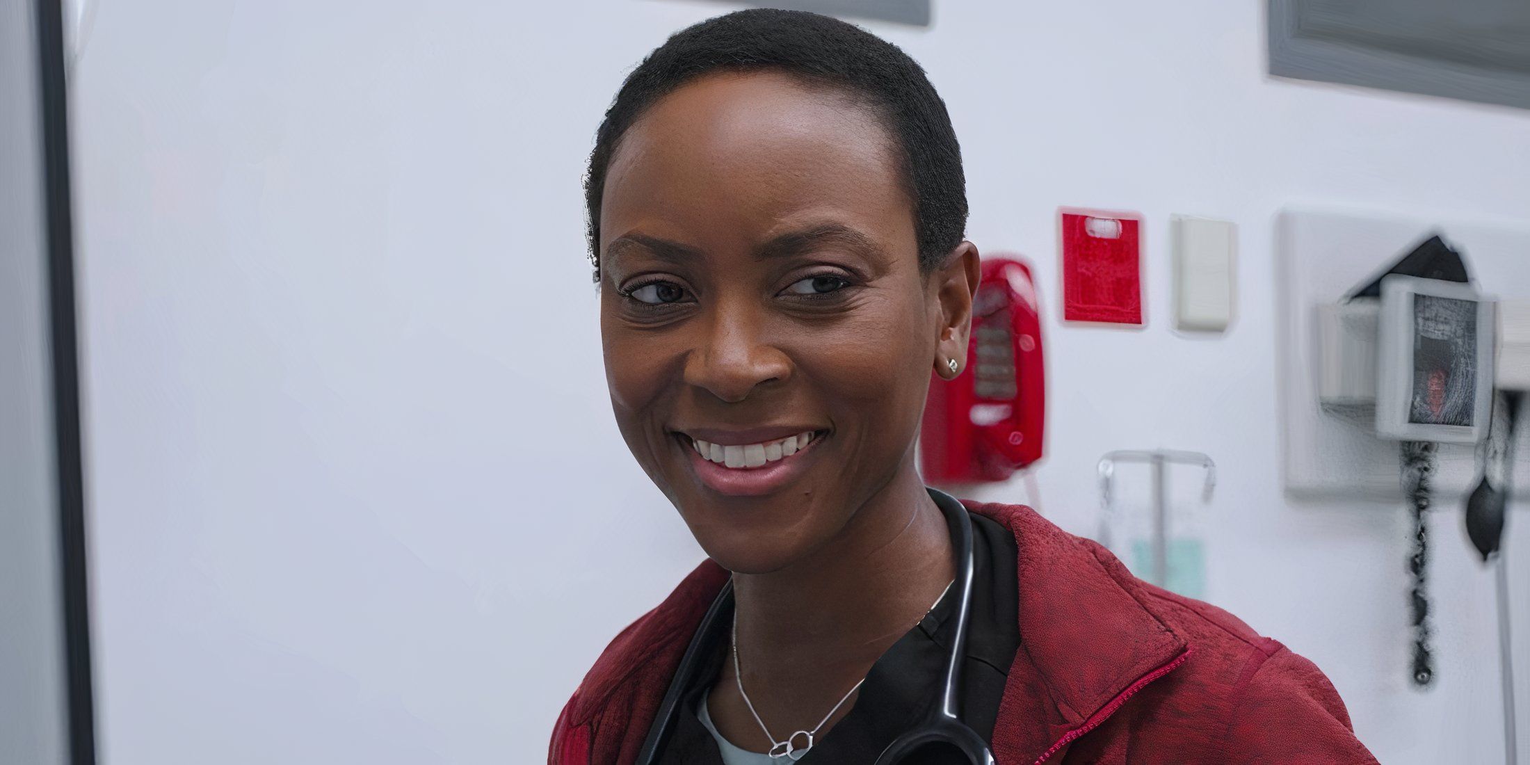 Collins smiling in The Pitt season 1 episode 9