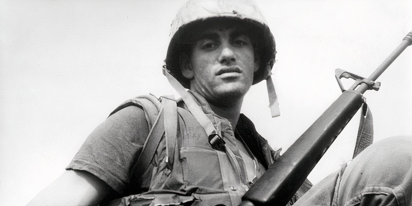 A soldier poses with his gun in Winter Soldier (1972)