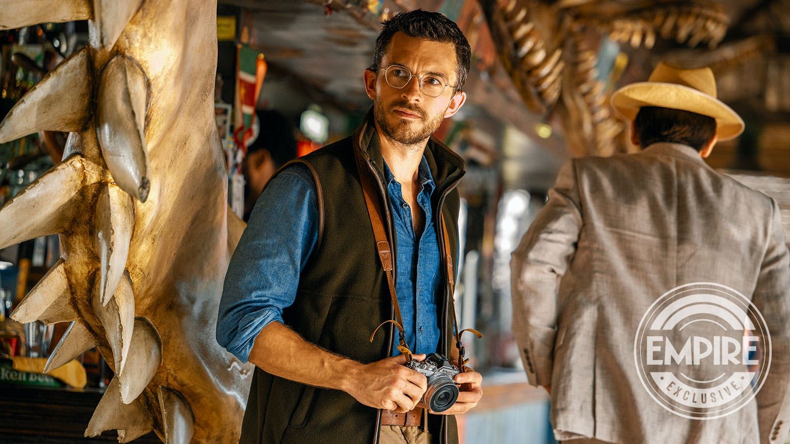 Jonathan Bailey as Dr. Henry Loomis in Jurᴀssic World Rebirth