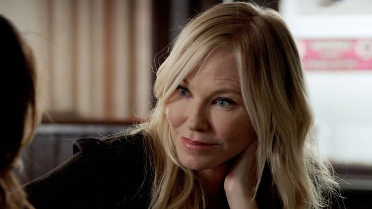 Kelli-Giddish-as-Amanda-Rollins-in-Law-&-Order-SVU