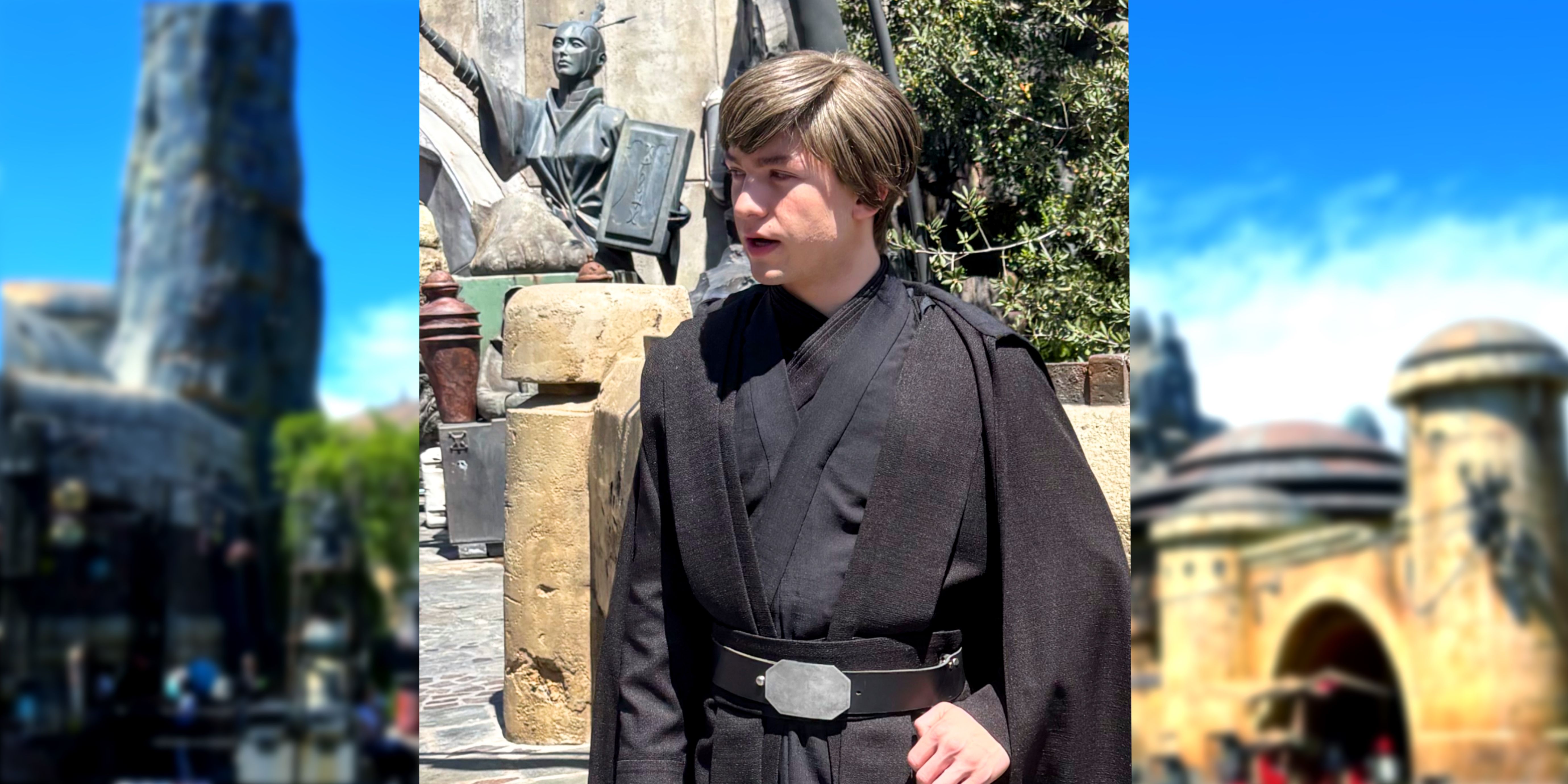 Luke Skywalker At Galaxy's Edge Season of the Force 2025