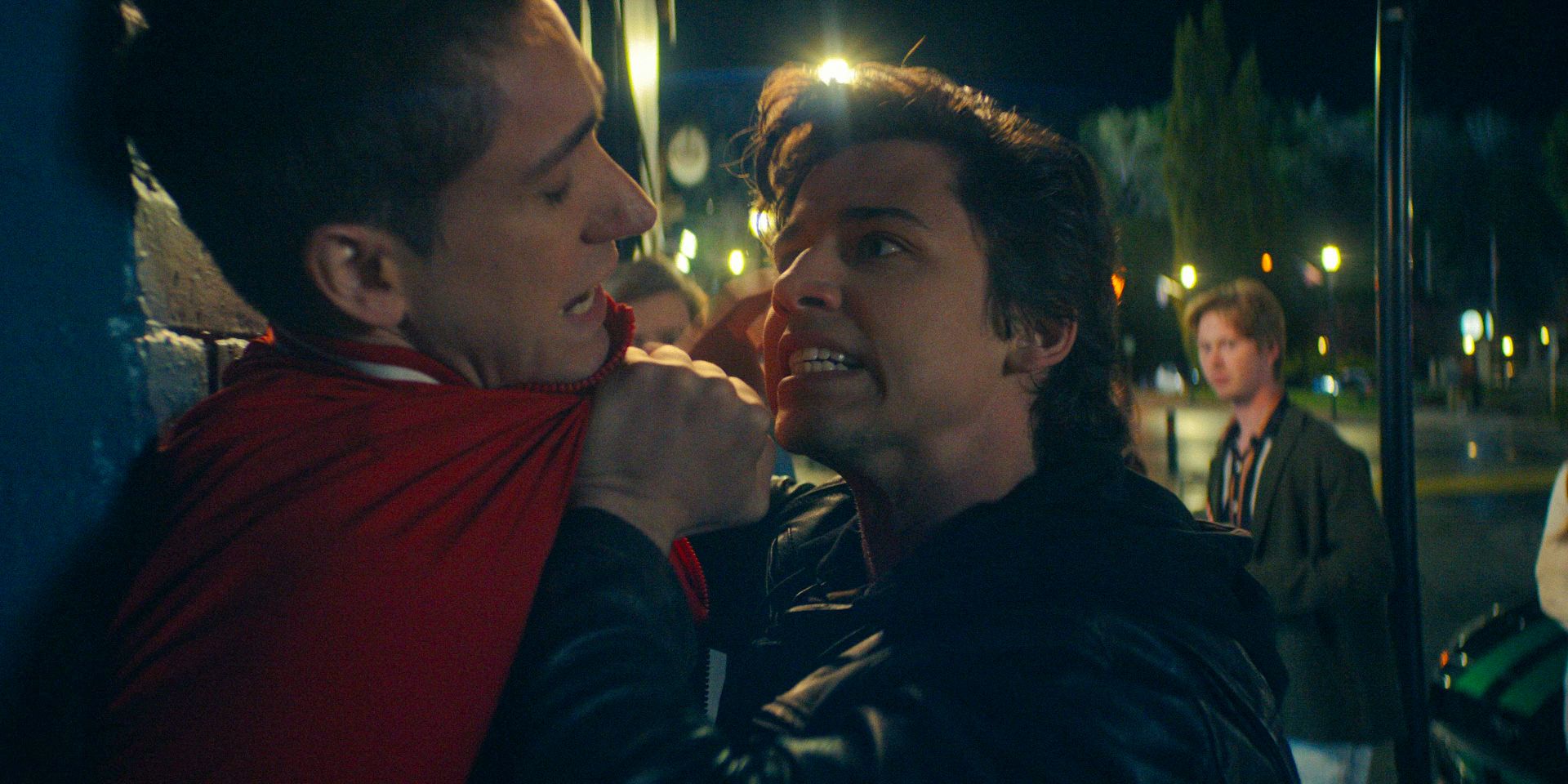 Curtis Young (Uriah Shelton) threatening a guy in Motorheads Season 1 Ep 6