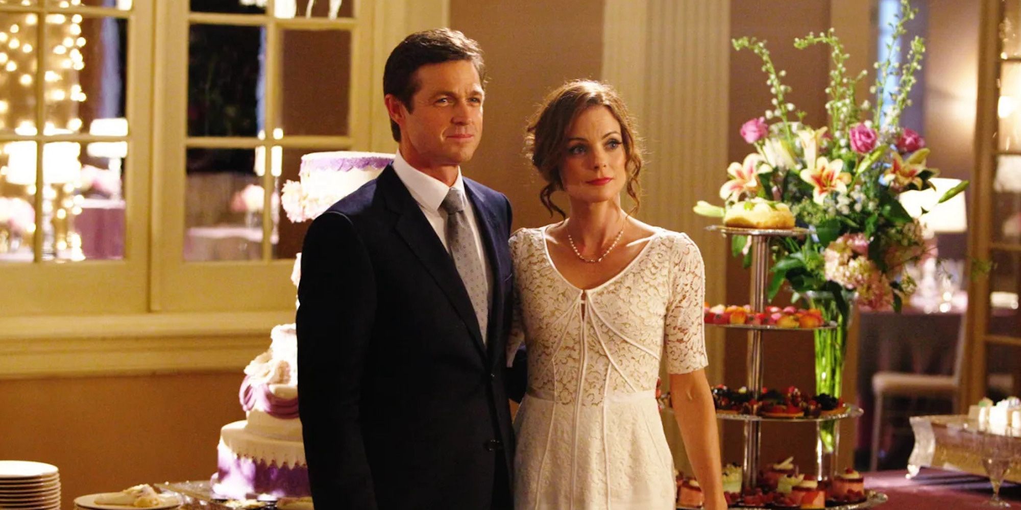 Teddy Conrad (Eric Close) and Margaret "Peggy" Kenter (Kimberly Williams-Paisley) in Nashville.