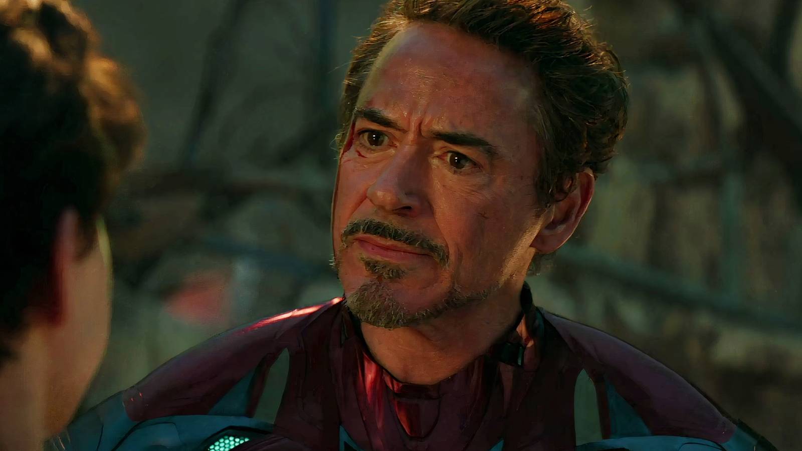 Robert Downey Jr. & Ryan Reynolds' Avengers: Gerüchte über Streit am Set ...