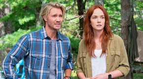 Chad Michael Murray and Morgan Kohan as Cal and Maggie in Sullivan's Crossing