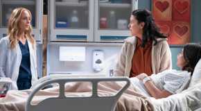 Teddy talking with Nora and a visitor in Grey's Anatomy season 21 episode 18