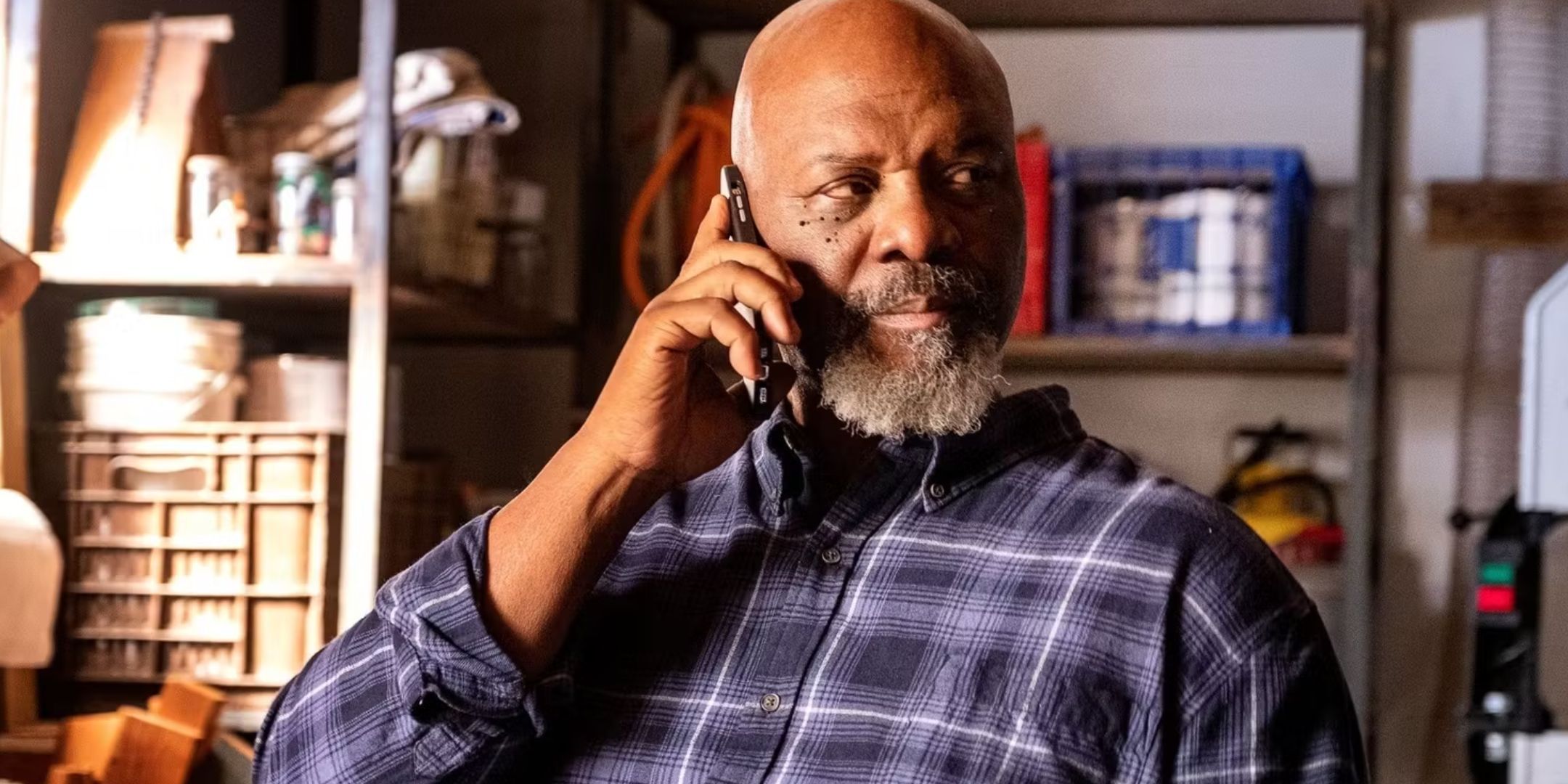 Robert Wisdom como Jim Moss en Barry