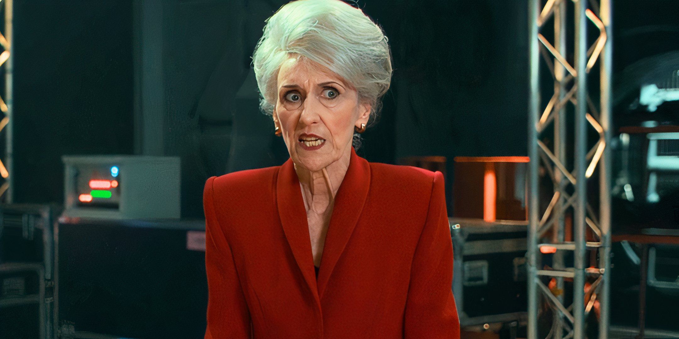 Anita Dobson looking worried as the Rani in Doctor Who