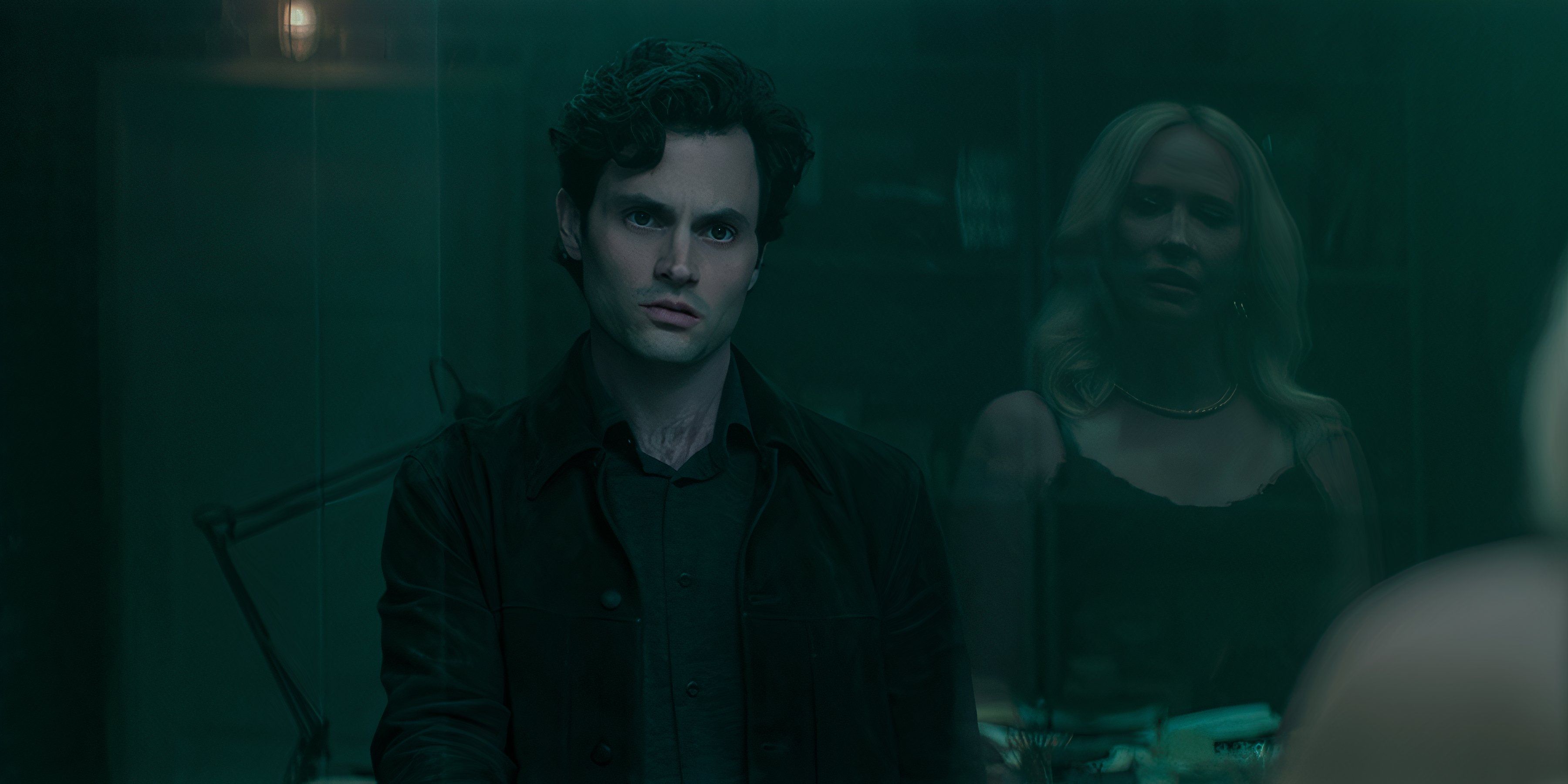 Penn Badgley as Joe Goldberg in You season 5 episode 3