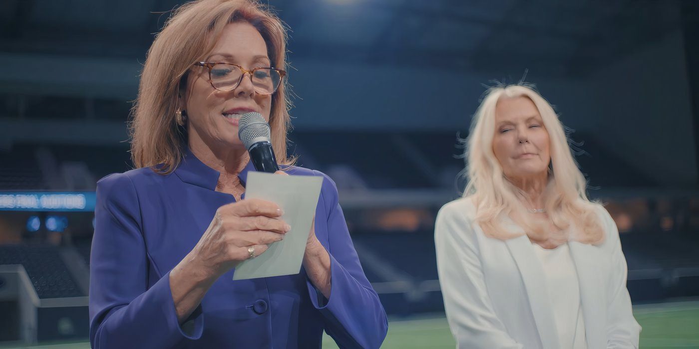 America's Sweethearts: Dallas Cowboys Cheerleaders' Kelli Finglass and Judy Trammell on the football field