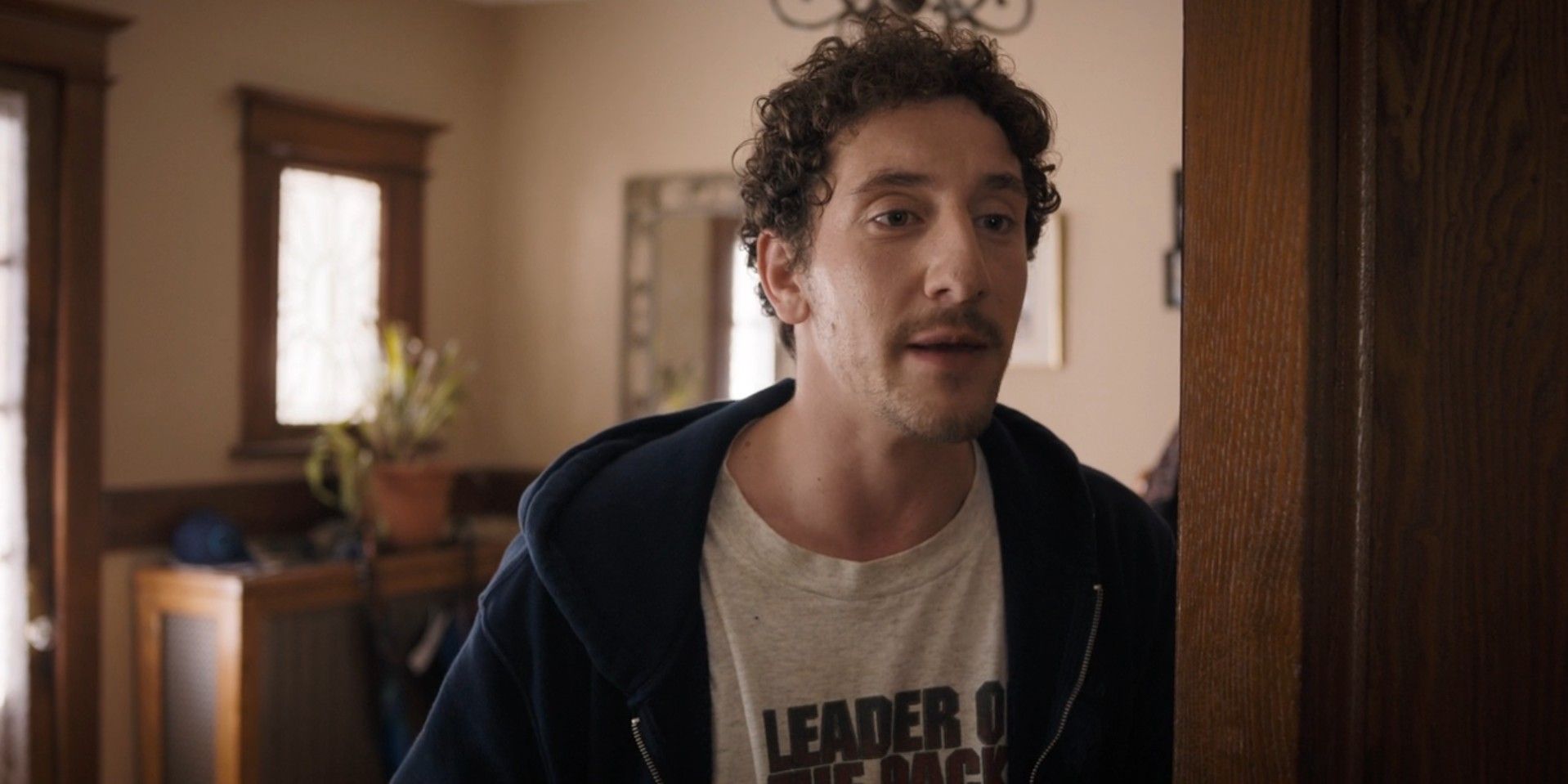 Samir (Malik Elassal) in Adults season 1, episode 1