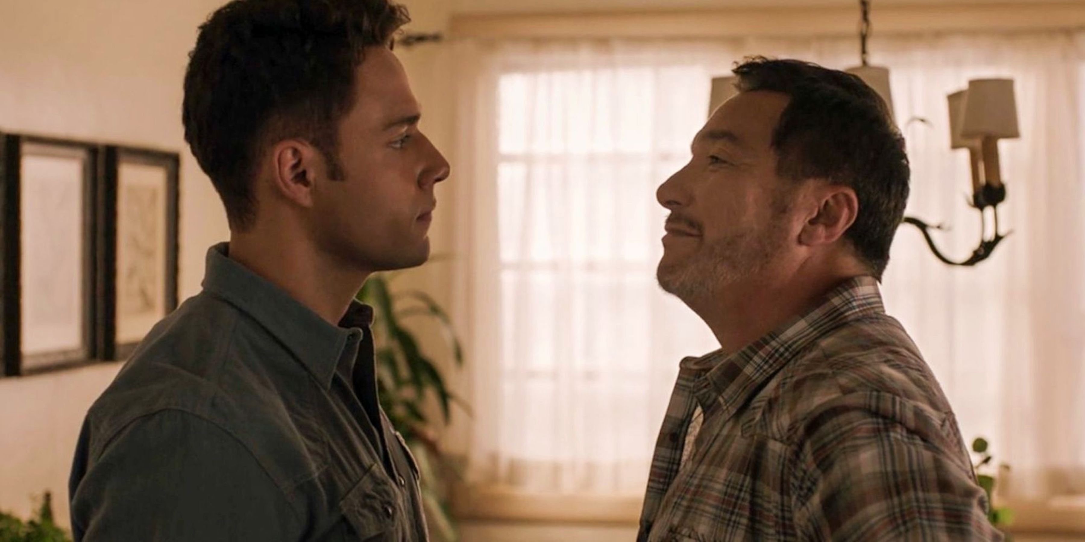 Benito Martinez as Gabriel Reyes and Rafael L Silva as Carlos Reyes in 9-1-1 Lone Star