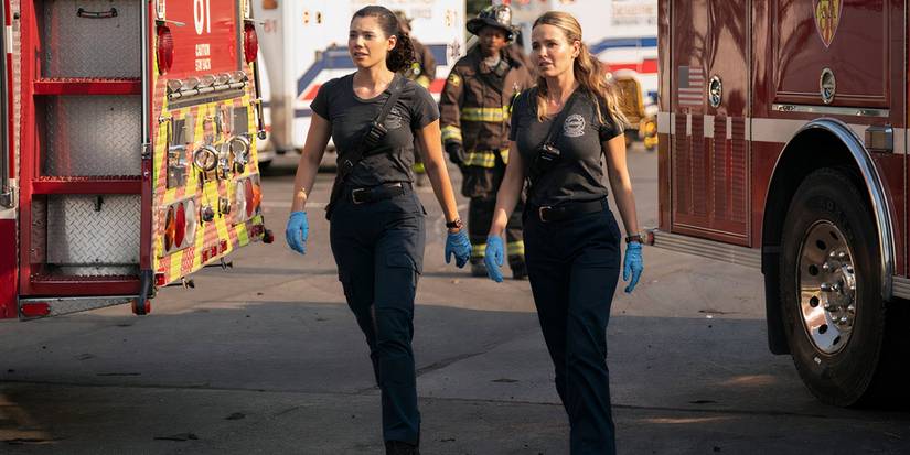 Hanako Greensmith as Violet Mikami and Jocelyn Hudon as Lizzie Novak in Chicago Fire