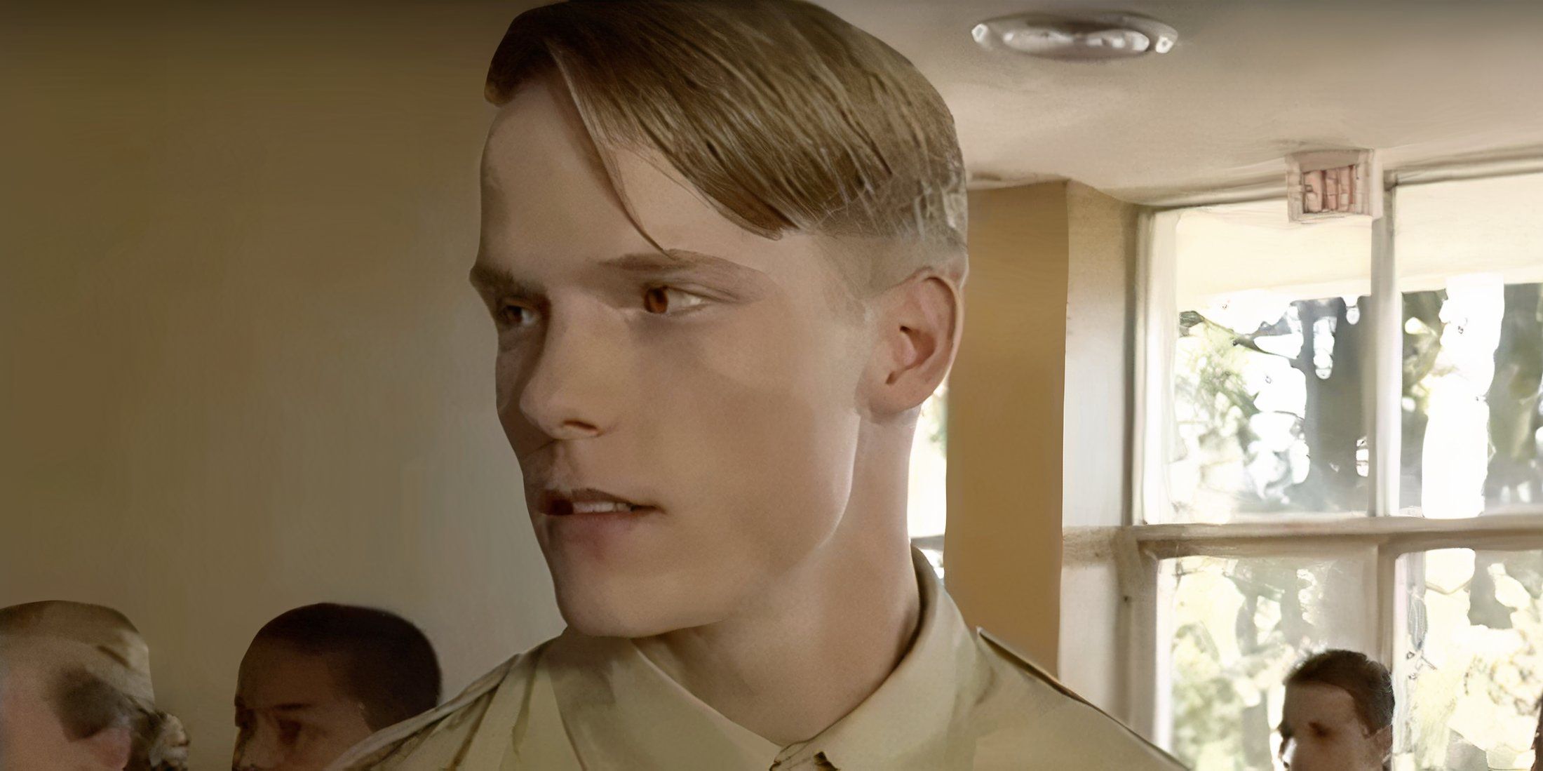 Dakota Daulby looking off to the side in Falling Skies