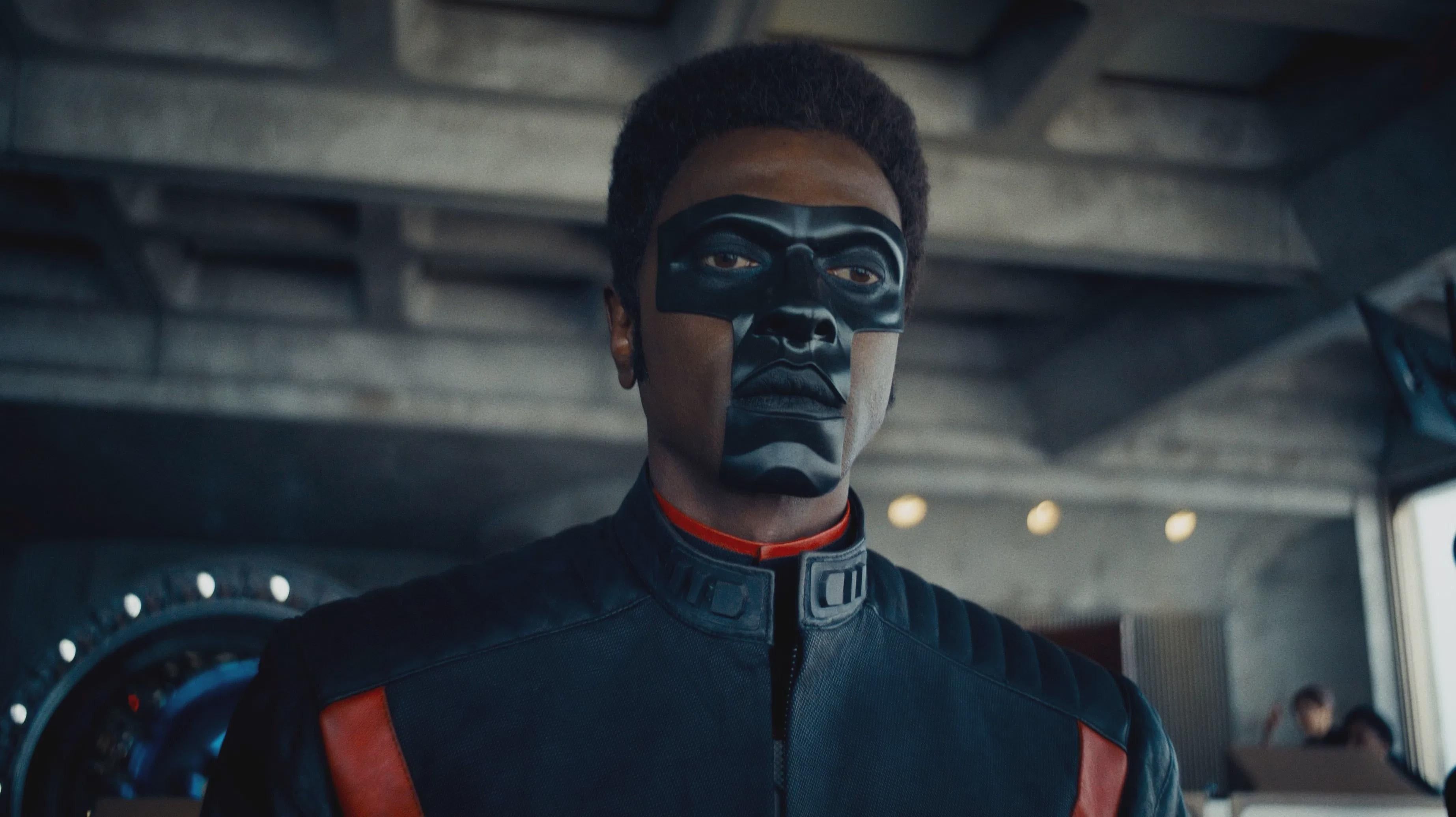 Edi Gathegi Mister Terrific Nanotechnology Mask in Superman