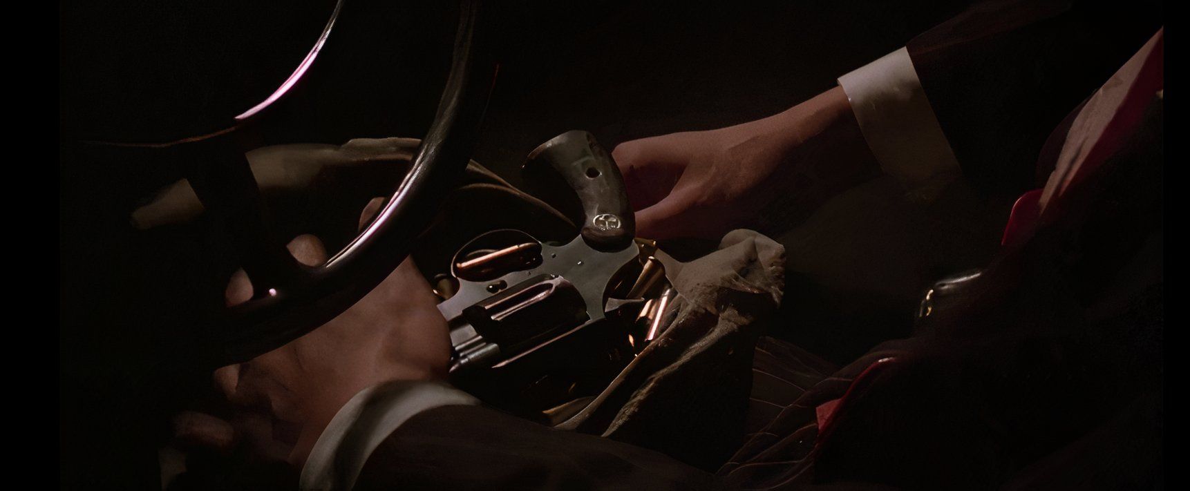 Frank Darabont playing Andy's hands in The Shawshank Redemption Opening with a Gun and Bullets