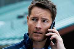 Colter Shaw (Justin Hartley) on the phone in Tracker