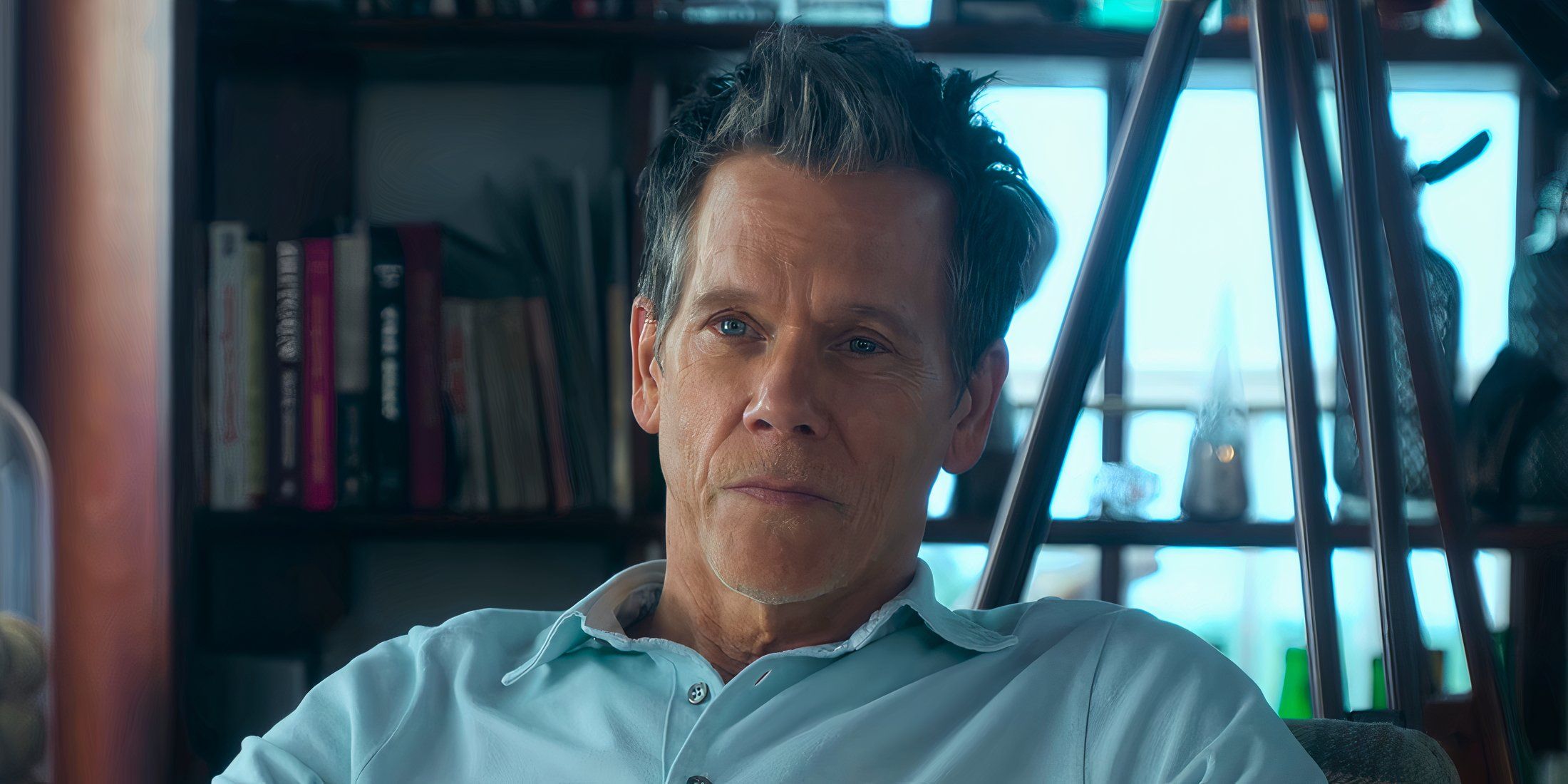 Kevin Bacon as Peter Kell looking serious in Sirens episode 4