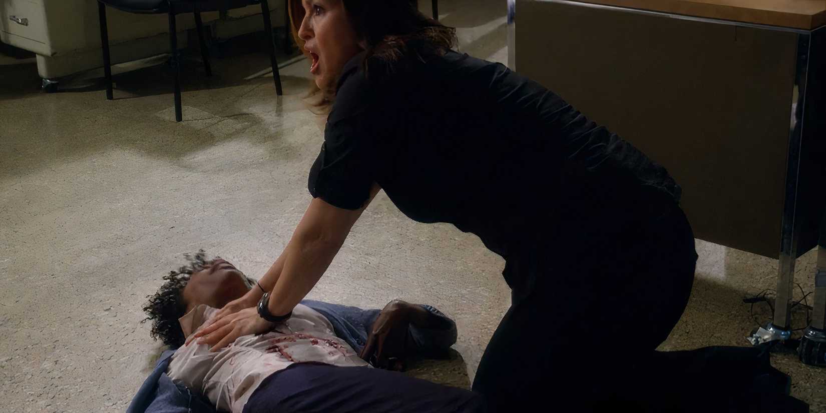 Mariska Hargitay as Olivia Benson and Charlayne Woodard as Sister Peg in Law & Order: Special Victims Unit