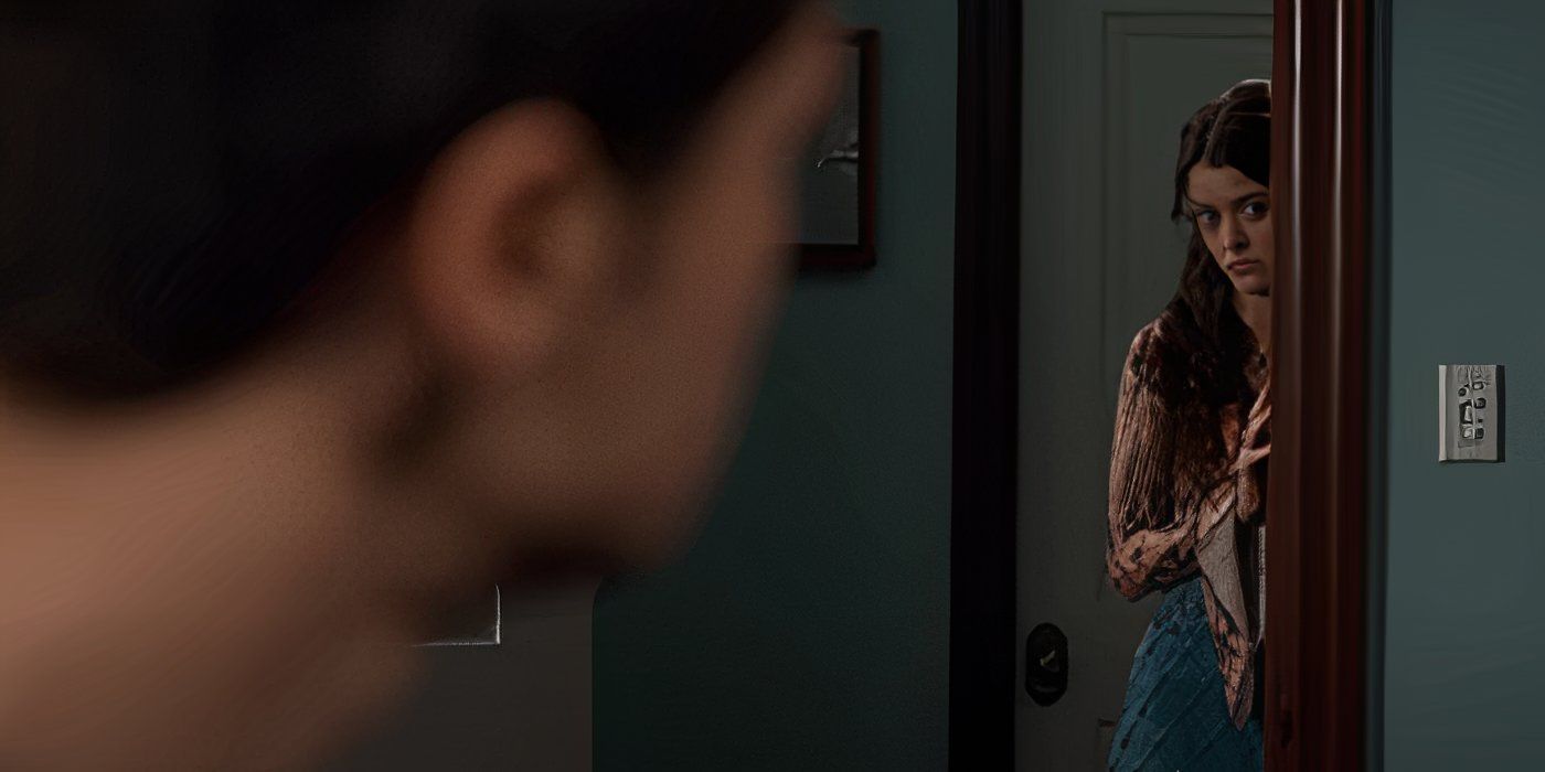 Max Looking At Marcus From The Doorway In Ginny And Georgia Season 3