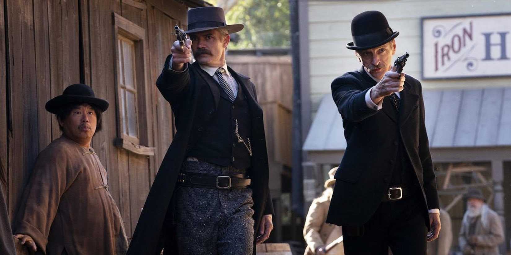 Men holding guns in the Deadwood season 1 finale