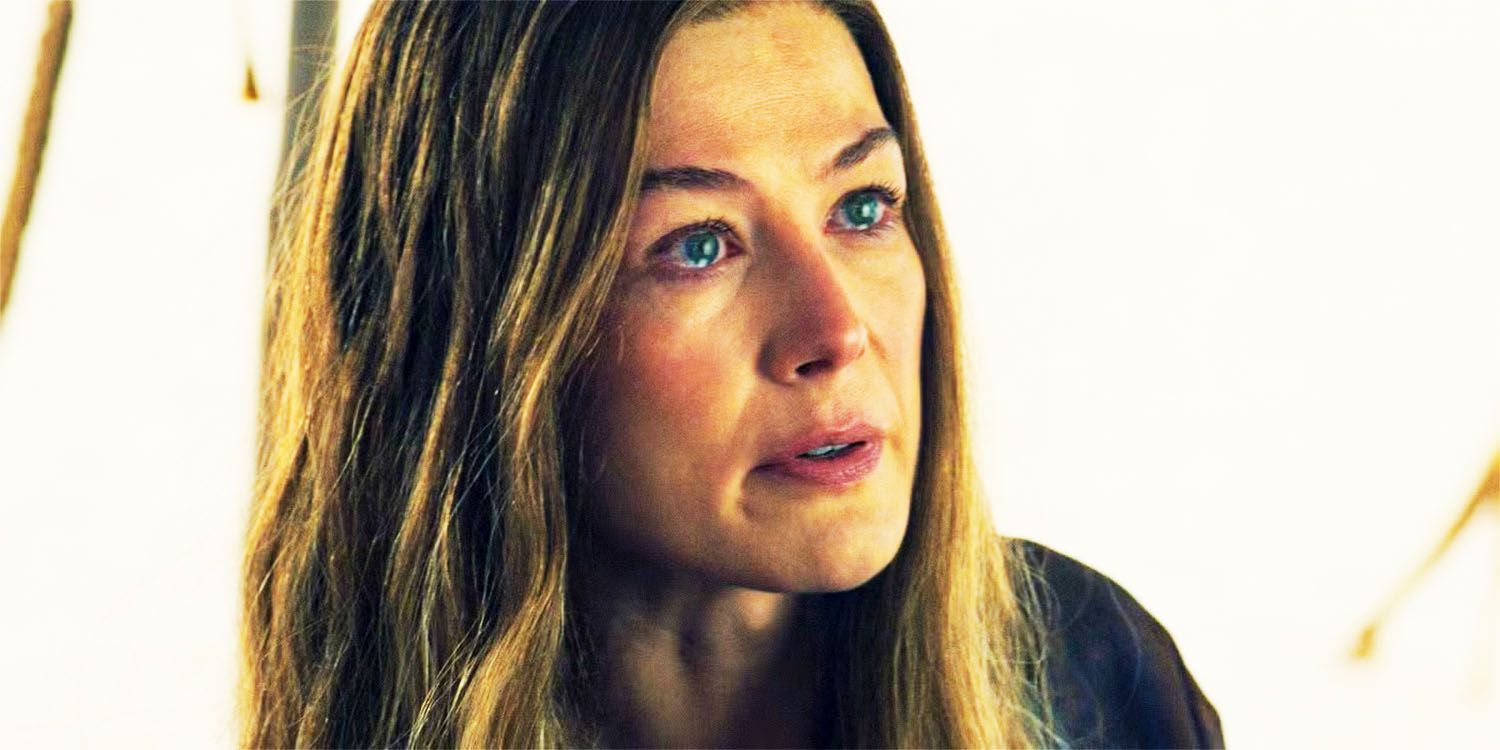 Moiraine Damodred (Rosamund Pike) with tears in her eyes in The Wheel of Time season three, episode eight