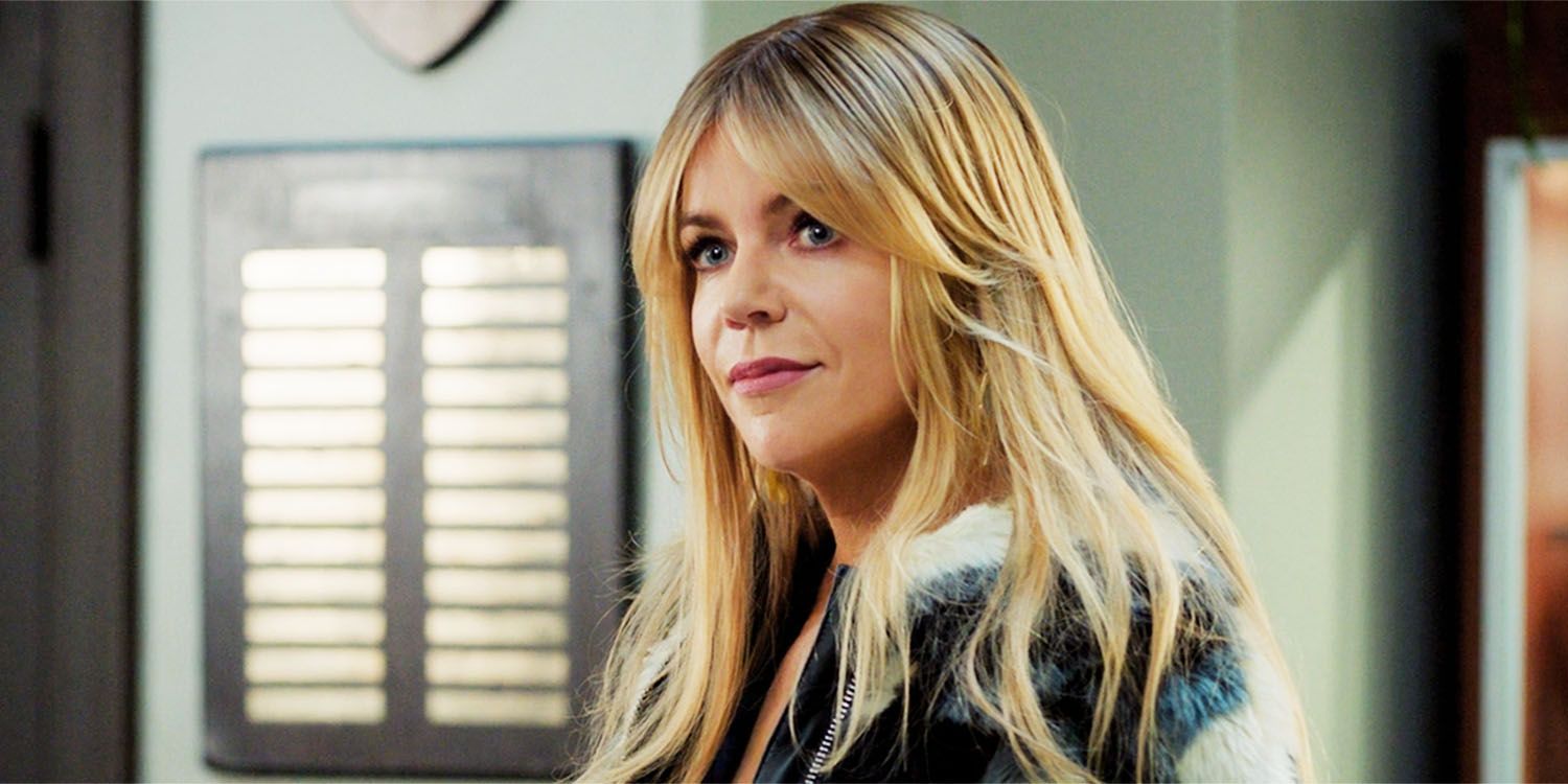 Morgan looking at someone in High Potential season 1, episode 9