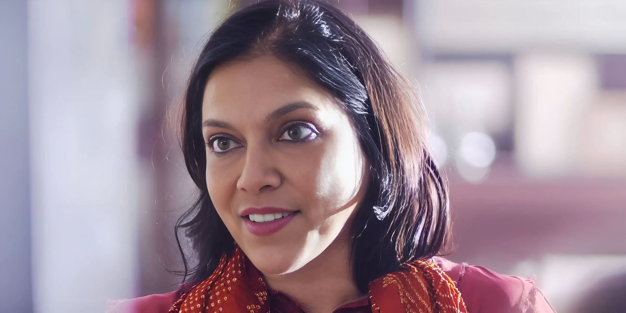 Queen of Katwe director Mira Nair smiling