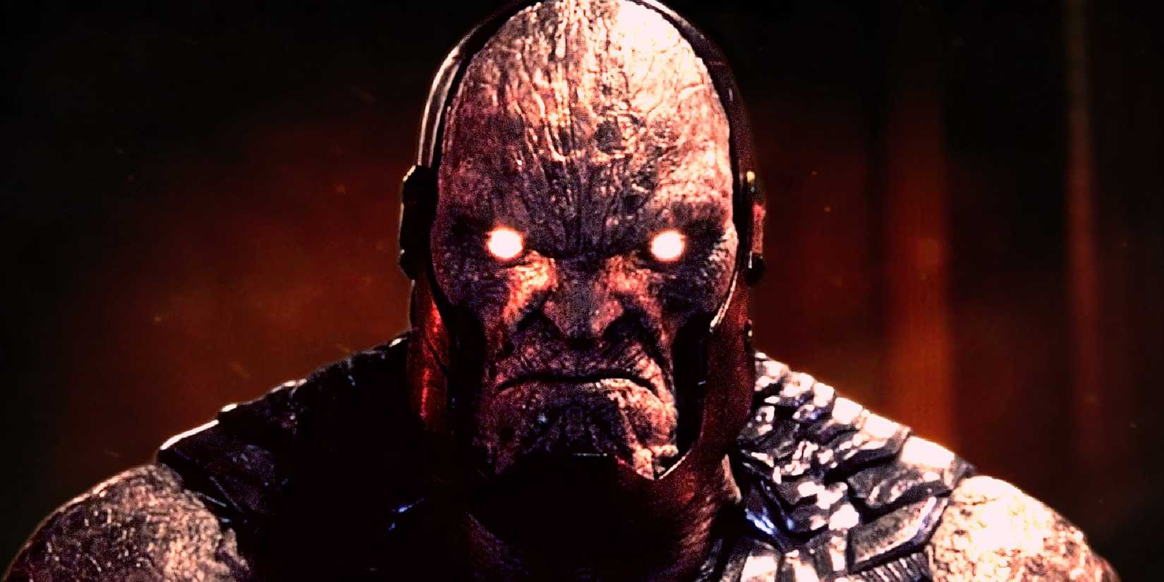 Ray Porter's Darkseid looks directly at the camera in Zack Snyder's Justice League cut