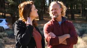 sister wives star robyn and kody brown talking outside at coyote pass and looking serious