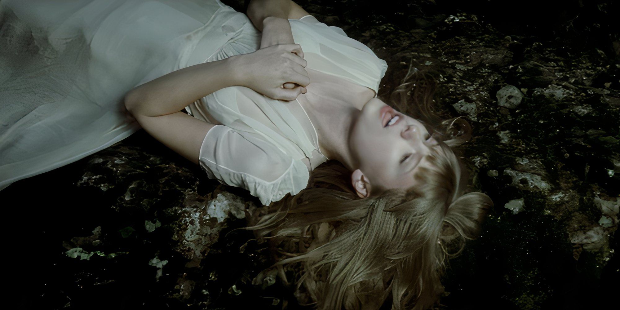 Taylor Swift Safe & Sound MV
