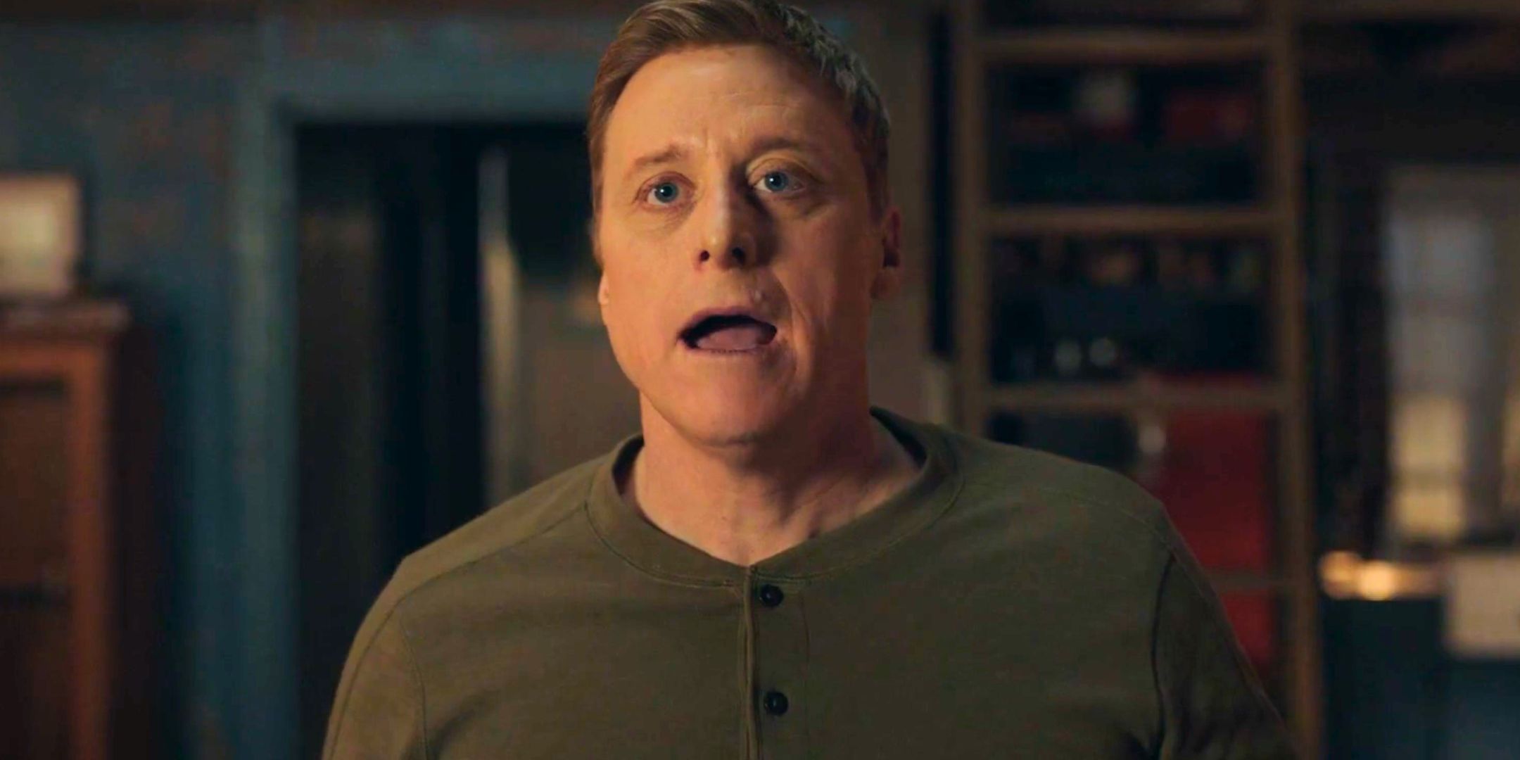 Alan Tudyk looking shocked as Harry Vanderspeigle in Resident Alien
