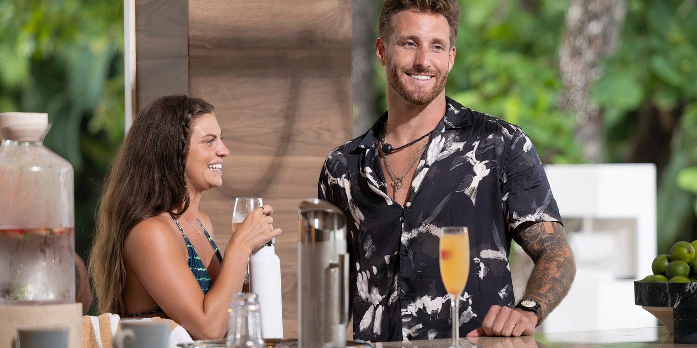 Bachelor in Paradise's Sam McKinney and Jess Edwards having drinks