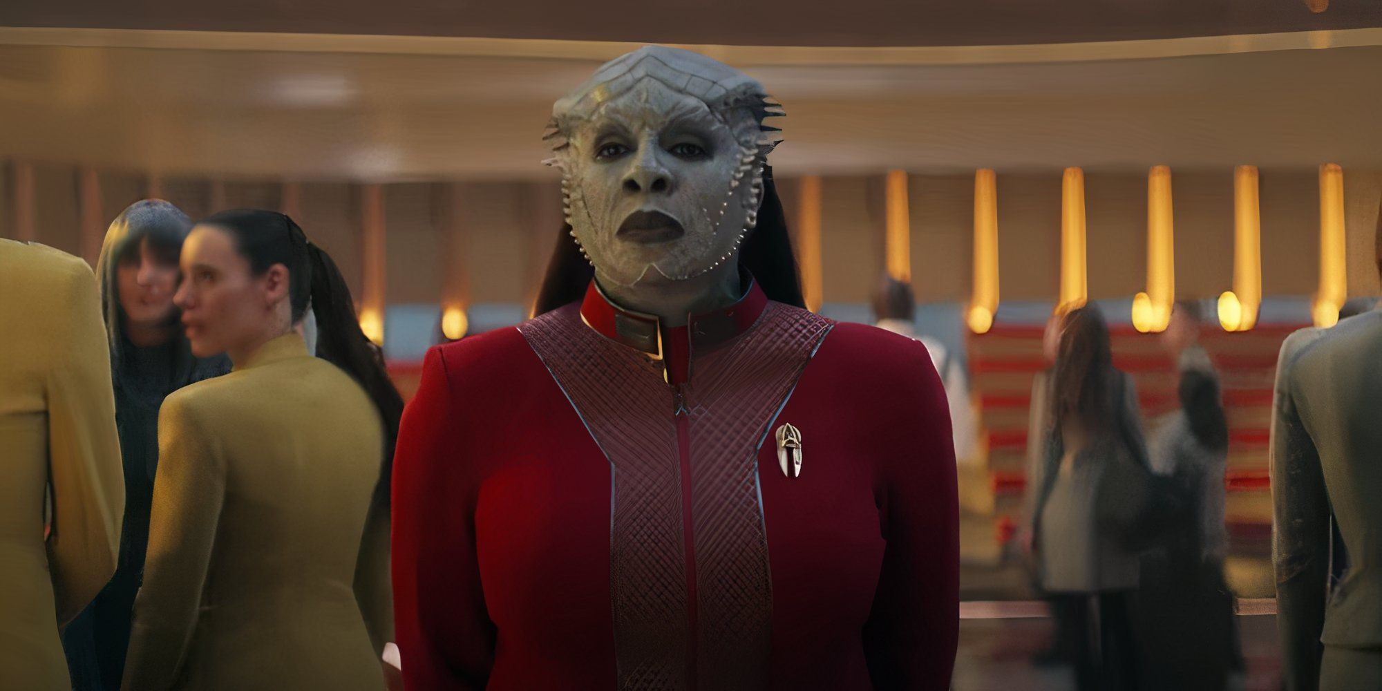Commander Lura Thok Starfleet Academy