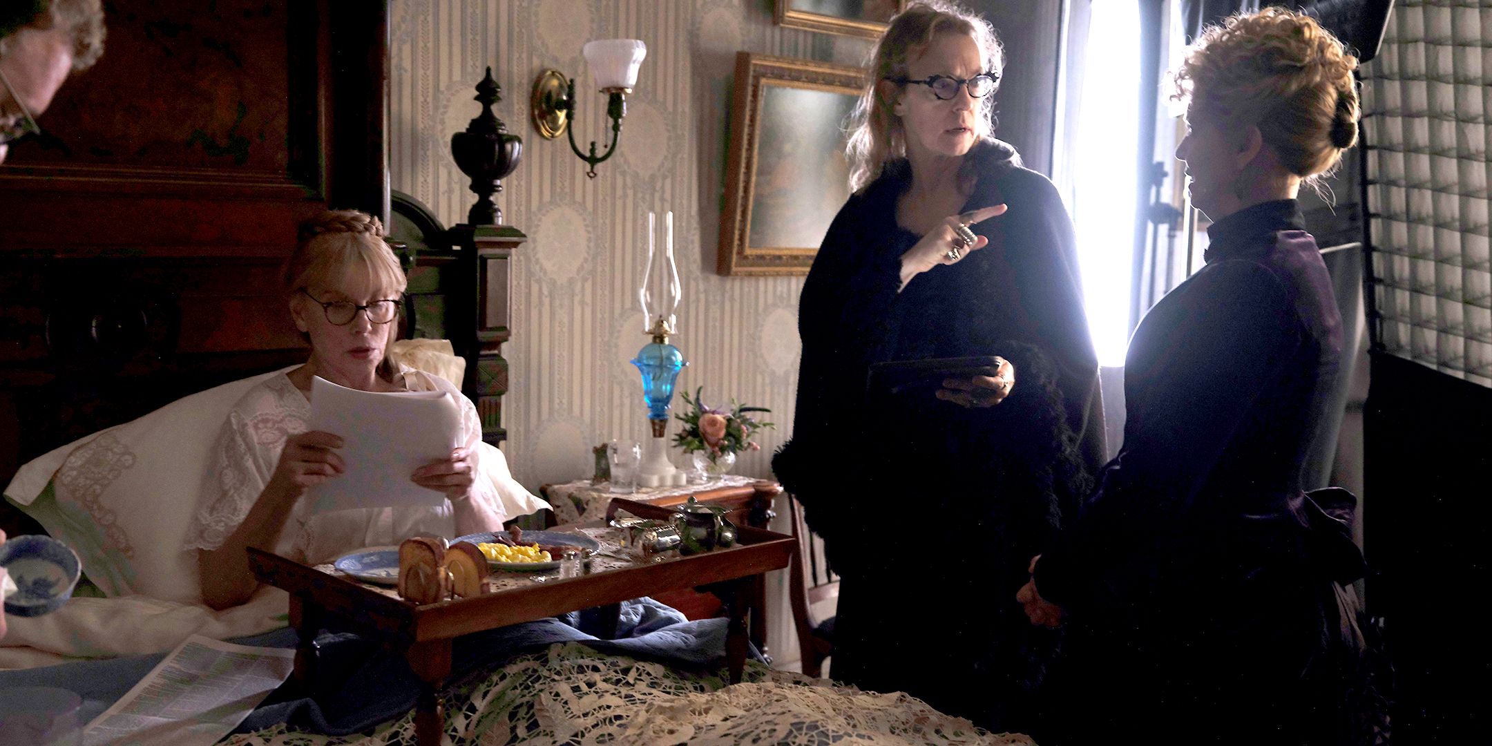 Deborah Kampmeier directing Cynthia Nixon and Christine Baranski on The Gilded Age season 3 set