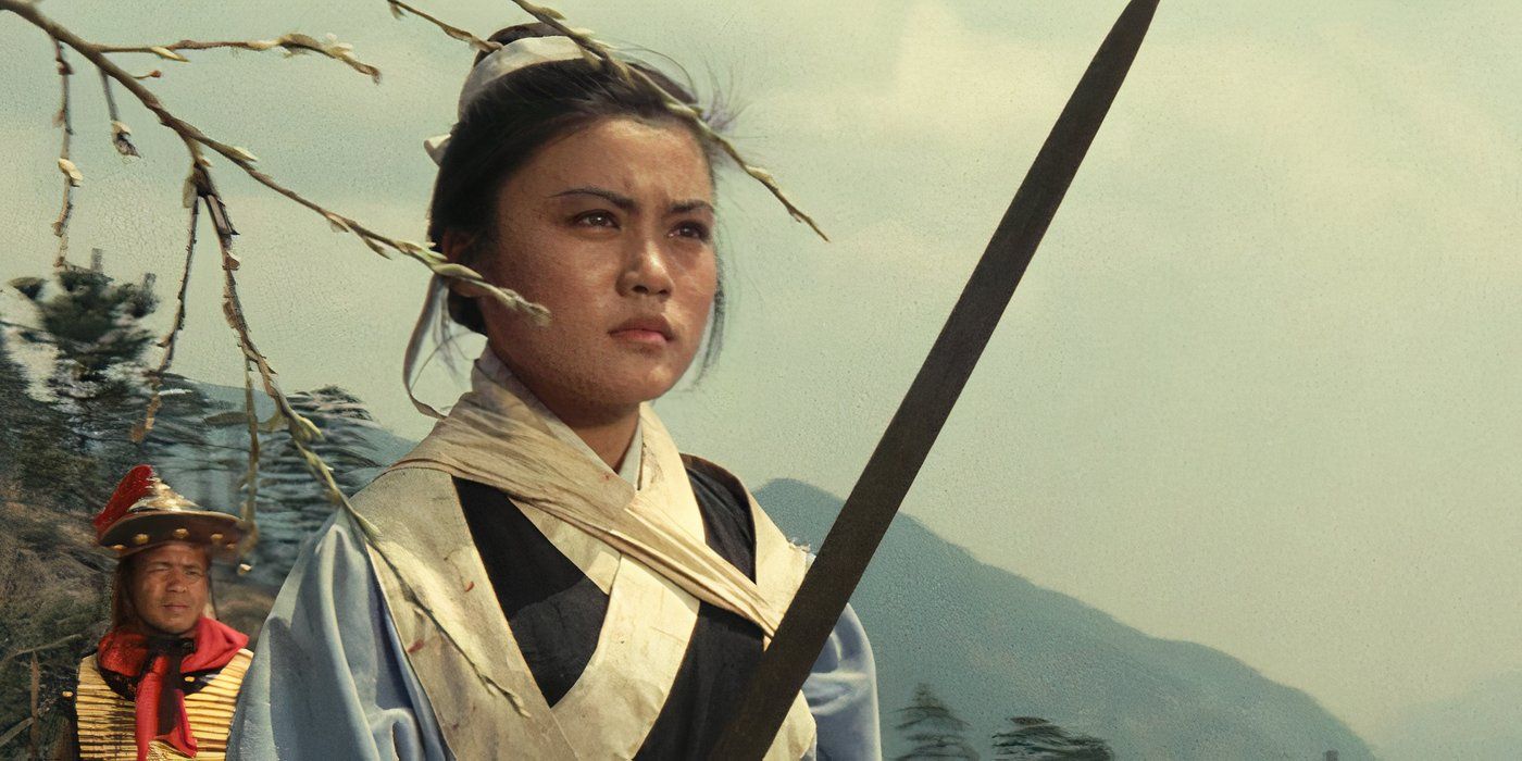 Miss Zhu carries a sword in Dragon Inn