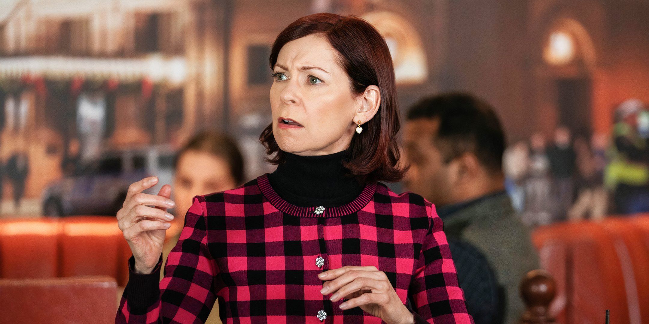 Carrie Preston as Elsbeth Tascioni in Elsbeth