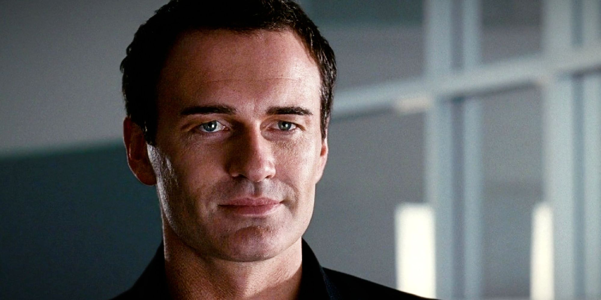 Julian McMahon's Victor von Doom smiles in 2007's Fantastic Four Rise of the Silver Surfer