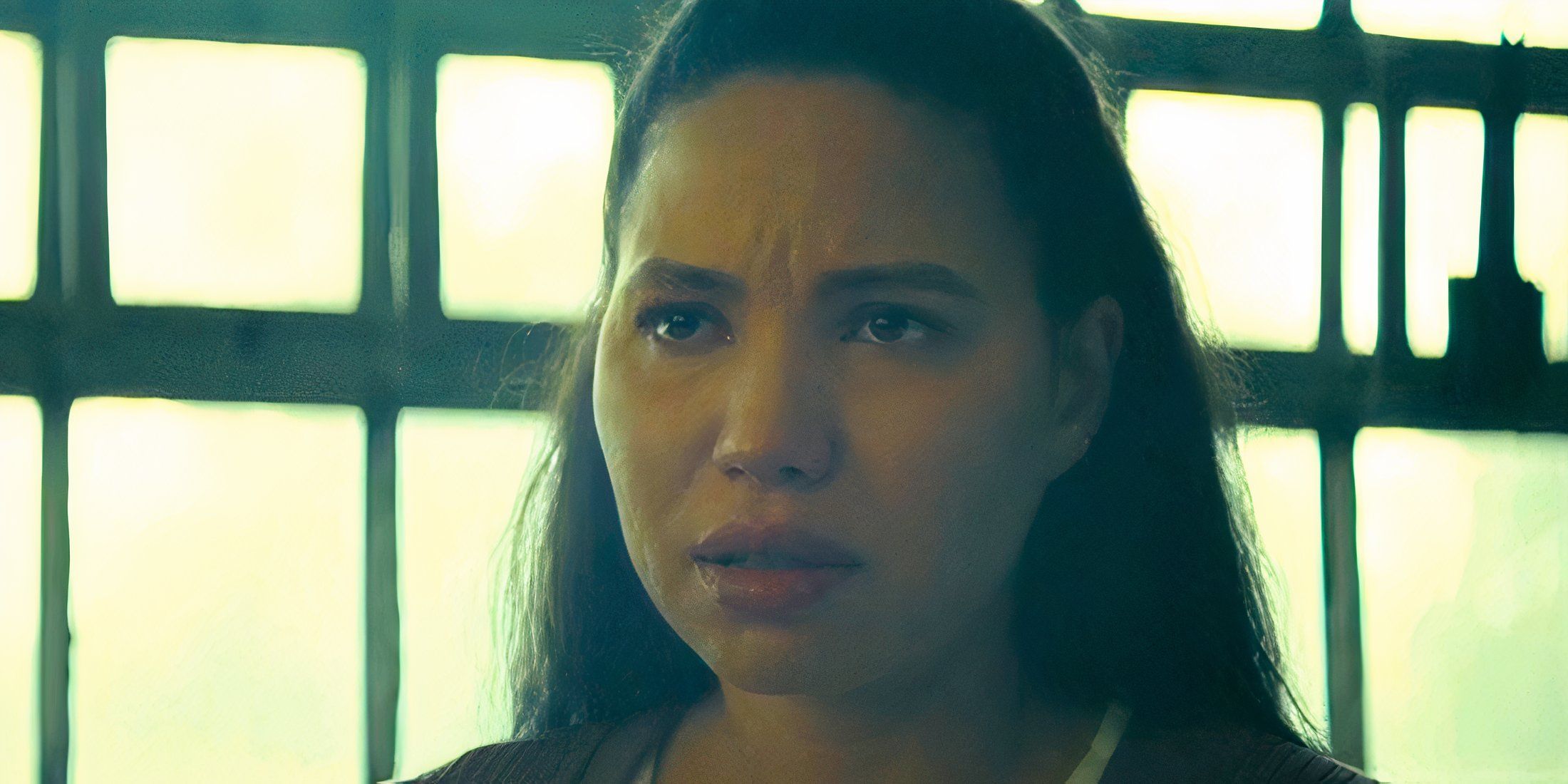 Jurnee Smollett as Michelle looking concerned in Smoke episode 3