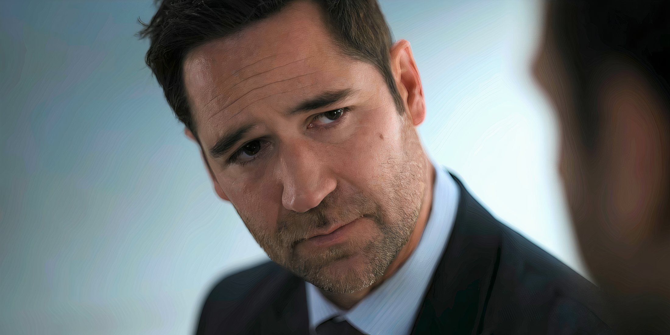 Manuel Garcia-Rulfo Teases Mickey's The Lincoln Lawyer Season 4 Story & Why It's His Favorite One Yet: "The Most Emotional Season"