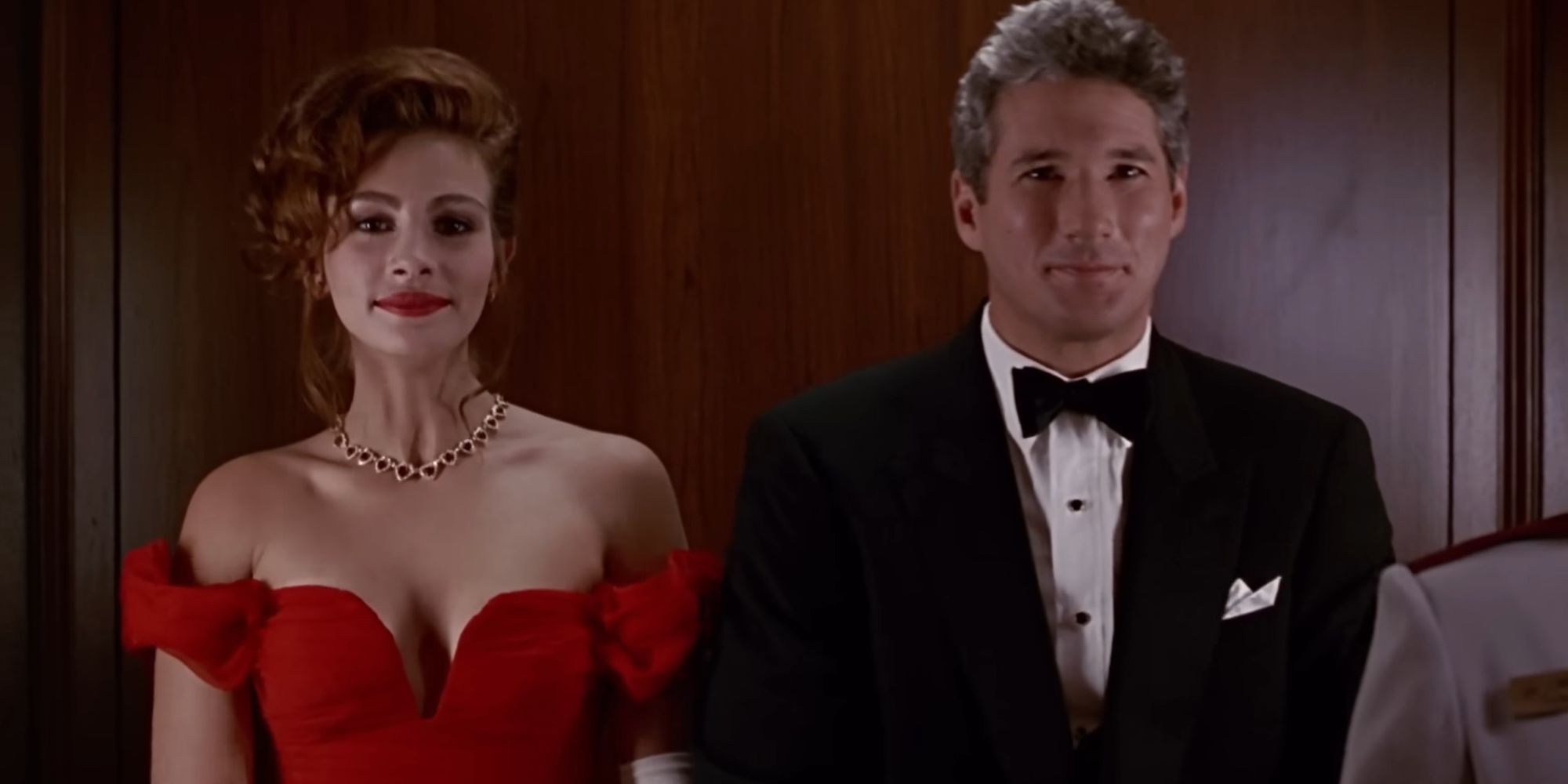 Richard Gere as Edward and Julia Roberts as Vivian in the elevator in Pretty Woman