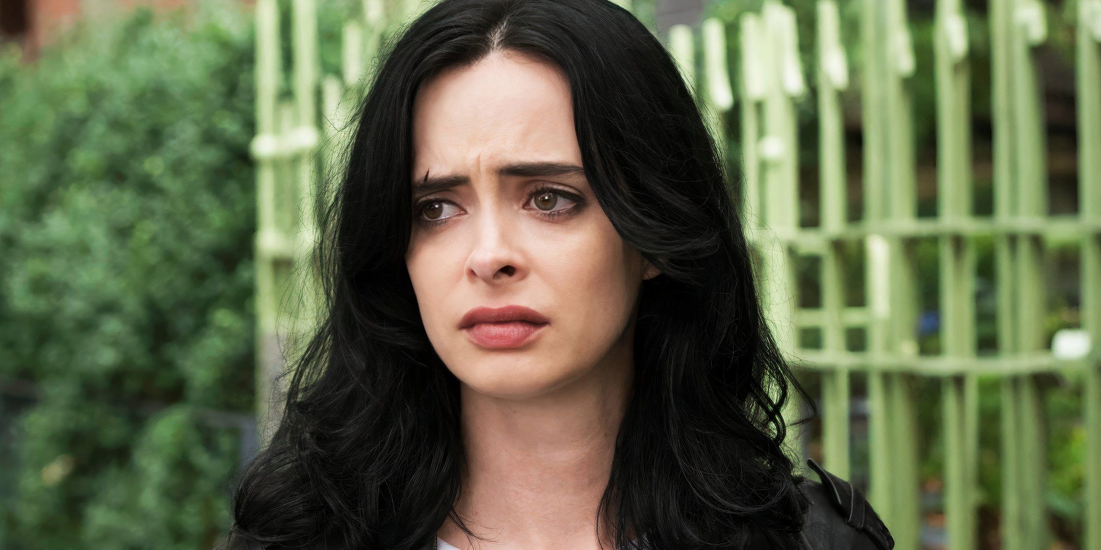 Krysten Ritter nei panni di Jessica Jones