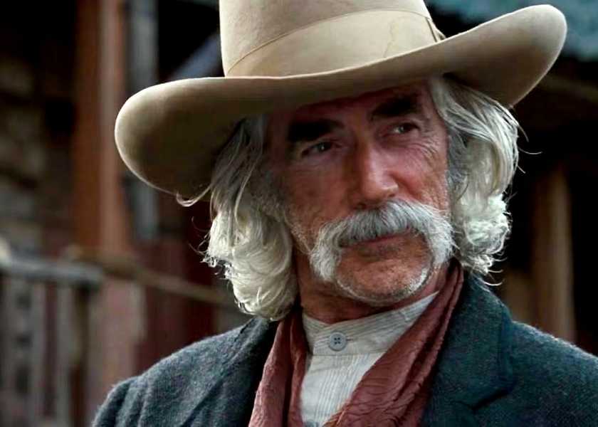 Sam Elliott tilting his head in the Golden Compass