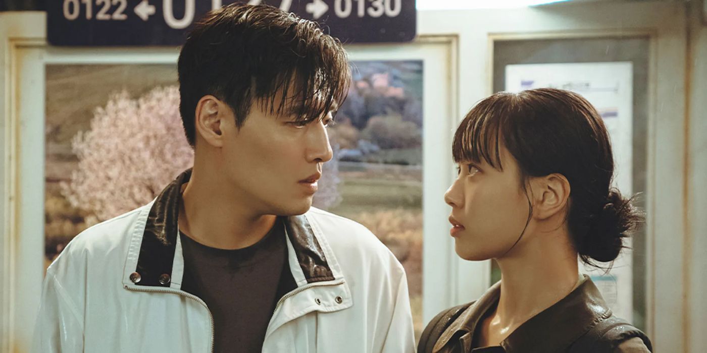 Vá min-si e kang ha-neul olhando um para o outro