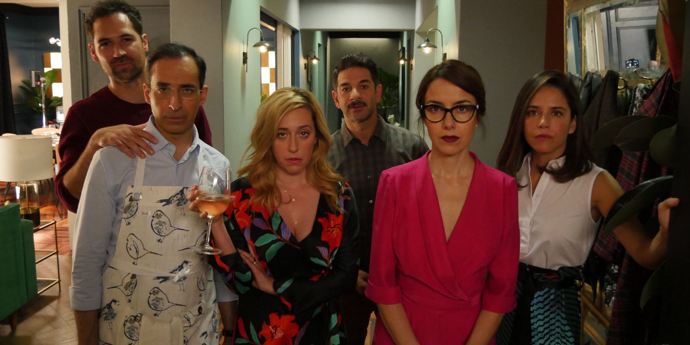 The cast of Perfect Strangers 2018 standing together