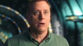 Alan Tudyk looking shocked as Harry Vanderspeigle in Resident Alien