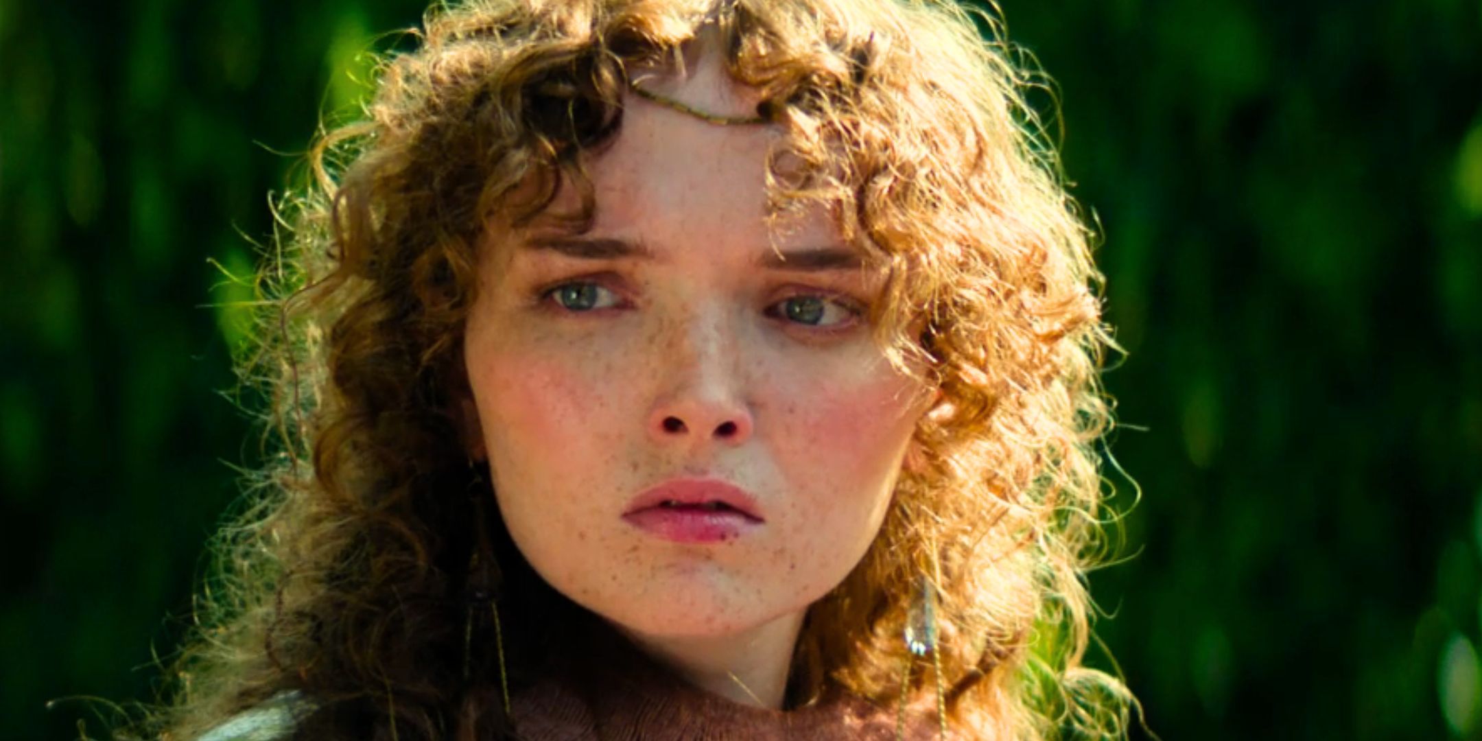 Rebecca Ineson as Zephyr Vorellis in Foundation